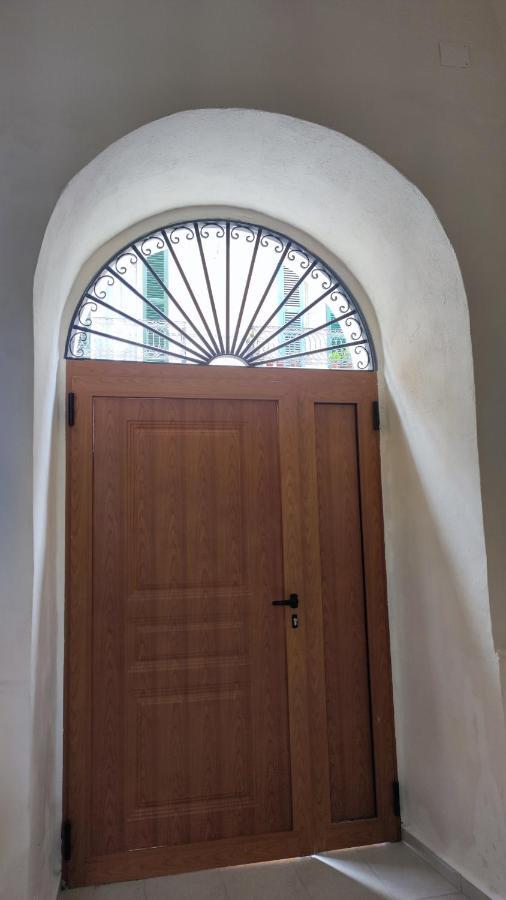 Amalo Guest House Bari Exterior photo